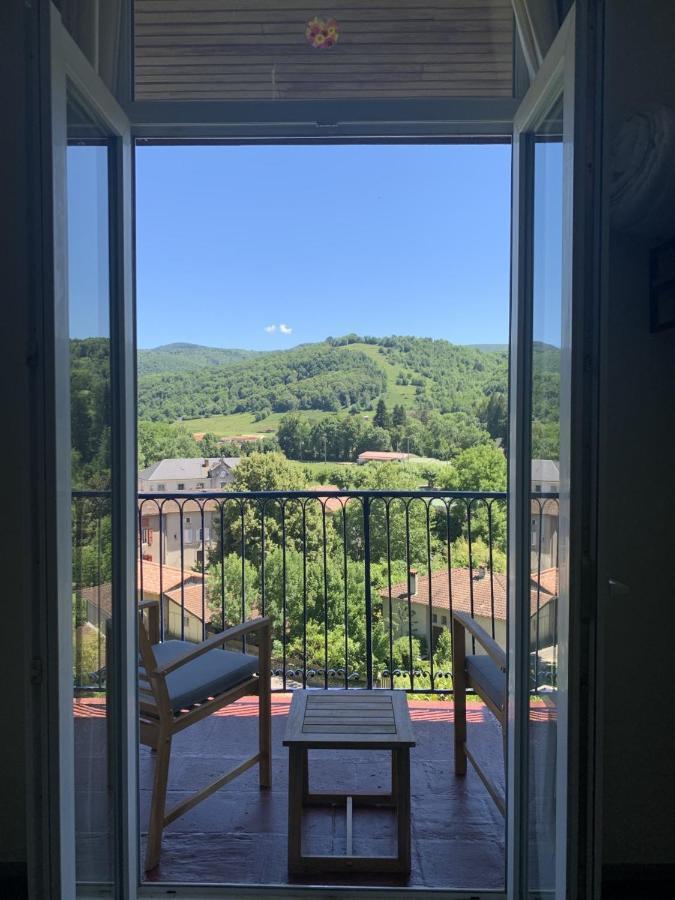 瑟鲁堡Velo Ariege Pyrenees住宿加早餐旅馆 外观 照片